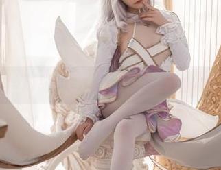 我的天！王胖胖u的礼服全集原图，这也太刺激了吧