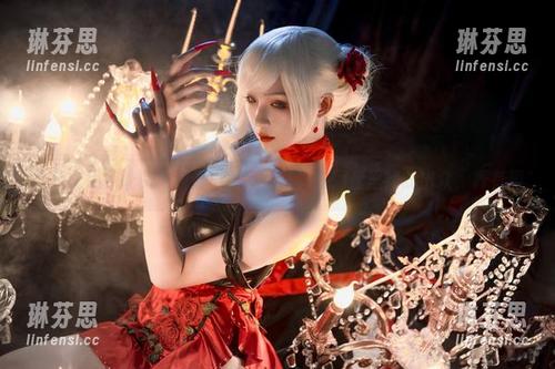 为什么黑色让瓦斯塔亚小龙虾的写真在网盘里如此出众，真有趣