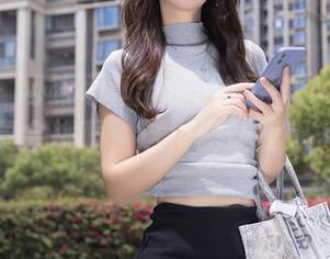 秀人网 – 网袜写真出现了！话说Mieko林美惠子真会挑啊，这搭配让我想多看几眼。