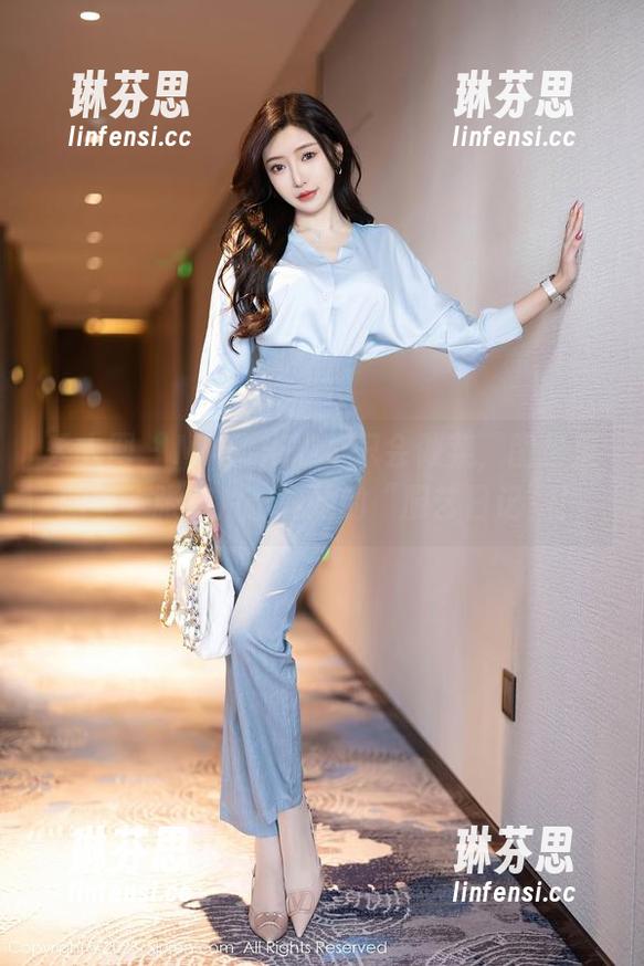 秀人网 - Mina米娜不只会做菜，图包里的每一张照片都是她的“厨艺日记”！