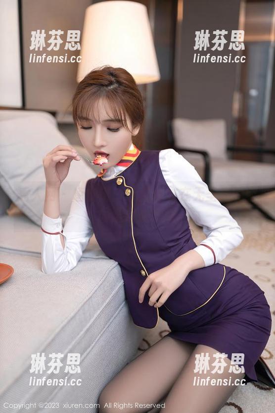 秀人网 - 唐安诺：让连体衣在无圣光的空间里自由呼吸
