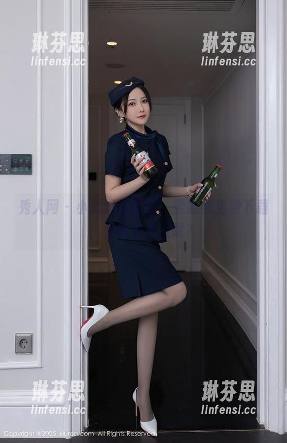 秀人网 - 小逗逗搞事情，学妹照免费下载，究竟值不值呢？