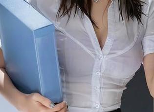 秀人网 – 想看月野兔美妞怎么把校服穿出新高度？就在这儿，高清下载走起！