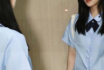 秀人网 – 学妹风情，楚恬Olivia带来的绚烂套图合集，眼花缭乱的节奏！