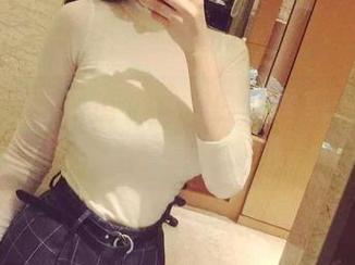 微密圈 – 看！童小芯的白丝诱惑——这原图野心没那么小哦。