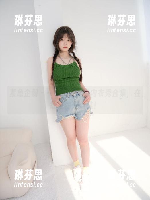 紧急企划 - 一只喵喵梓的内衣秀合集，在线等你来偷瞧！