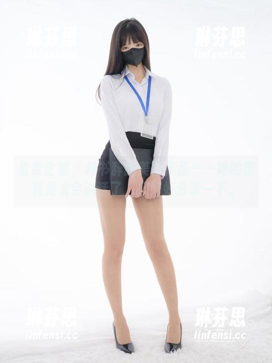 紧急企划 - 林书辞的美足作品——她的脚真是太会说话了，得好好分享一下。