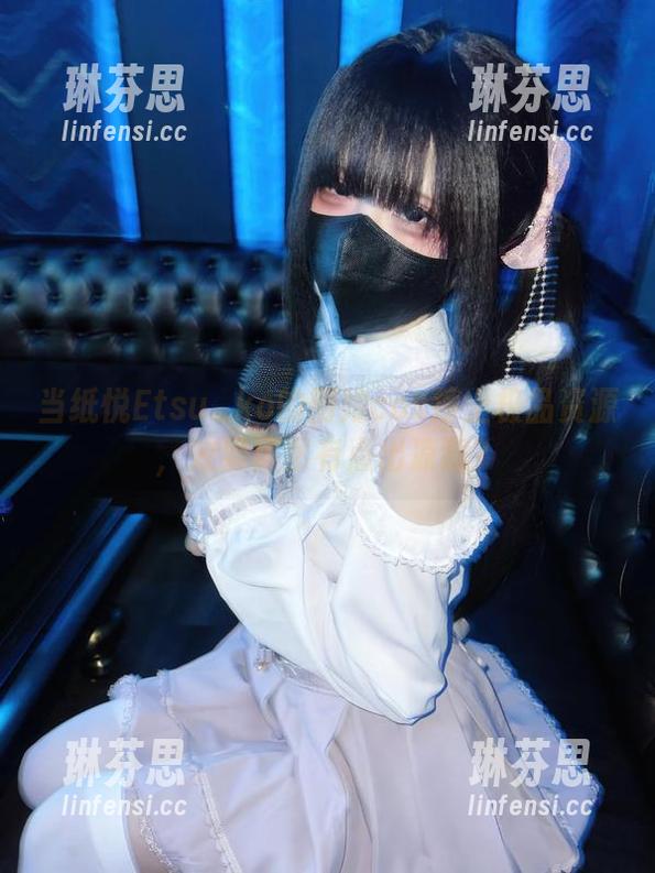 纸悦Etsu_ko 当纸悦Etsu_ko的厨娘cos撞上极品资源,效果居然有点出凉意?