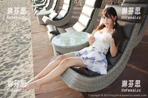美媛馆 - 夏天就该烧一下神经，绮里嘉的写真图册，带着微风和呐喊！