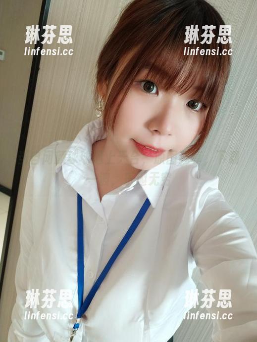 当自闭颜球球遇上天台，原图独享，下载一波，乐趣无穷
