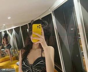 微密圈 – 如何用免费的葛征白色图集填满你的空白，反正我恨不得天天看。