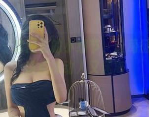 微密圈 – 套图里的小细节，让葛征的性感波点袜动人又迷离