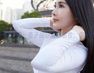 蜜桃社 – 睡衣照集：杏子的舒适与随性，你确定不想看？