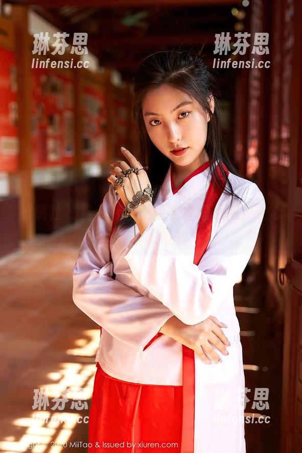 蜜桃社 - 粉色合集，结衣真的是把少女心玩得服服帖帖～