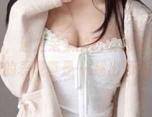 怎么说呢，迷之呆梨的眼镜加持下，图包里的表现真是….超出预期！