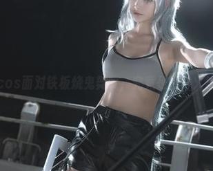 透明女仆cos面对铁板烧鬼舞w,究竟是哪种火锅材料呢?