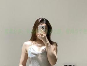 微密圈 – 图集分享：铁锤姐姐礼服之旅，时尚与个性的碰撞