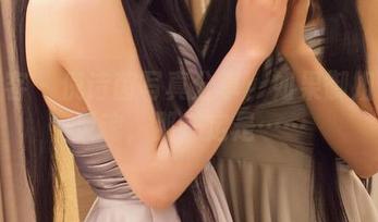 青豆客 – 倪诗茵写真分享：如果御姐也有灵魂，那一定是……