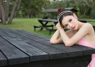 青豆客 – 油亮诱惑，施忆佳Kitty酱在美图和资源中游刃有余