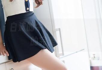 魅妍社 – 白沫的牛仔裤写真，福利与慵懒的完美结合