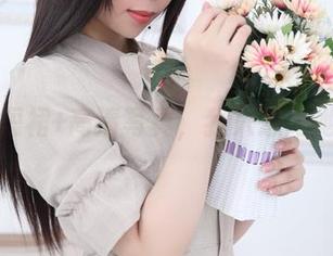 鹿野希短裙+高清写真,我只想为她鼓掌!